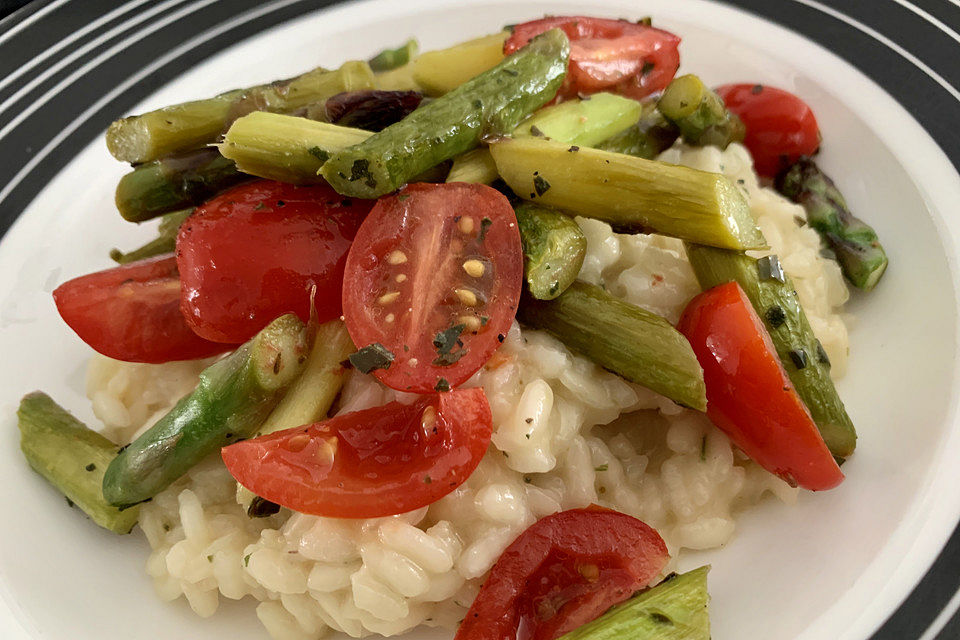 Grünes Spargelrisotto