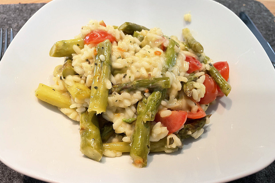 Grünes Spargelrisotto