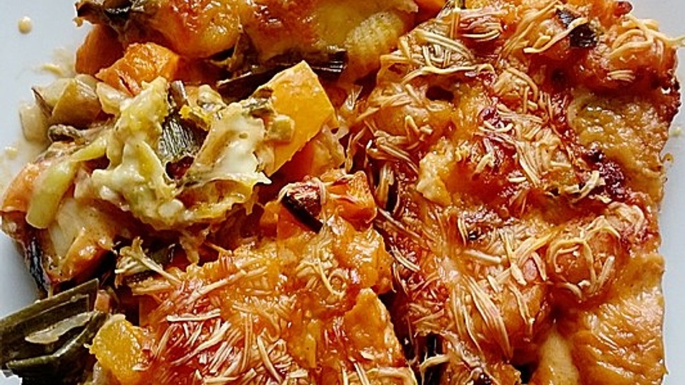 Vegetarischer Gnocchi-Kürbis-Lauch-Auflauf-image