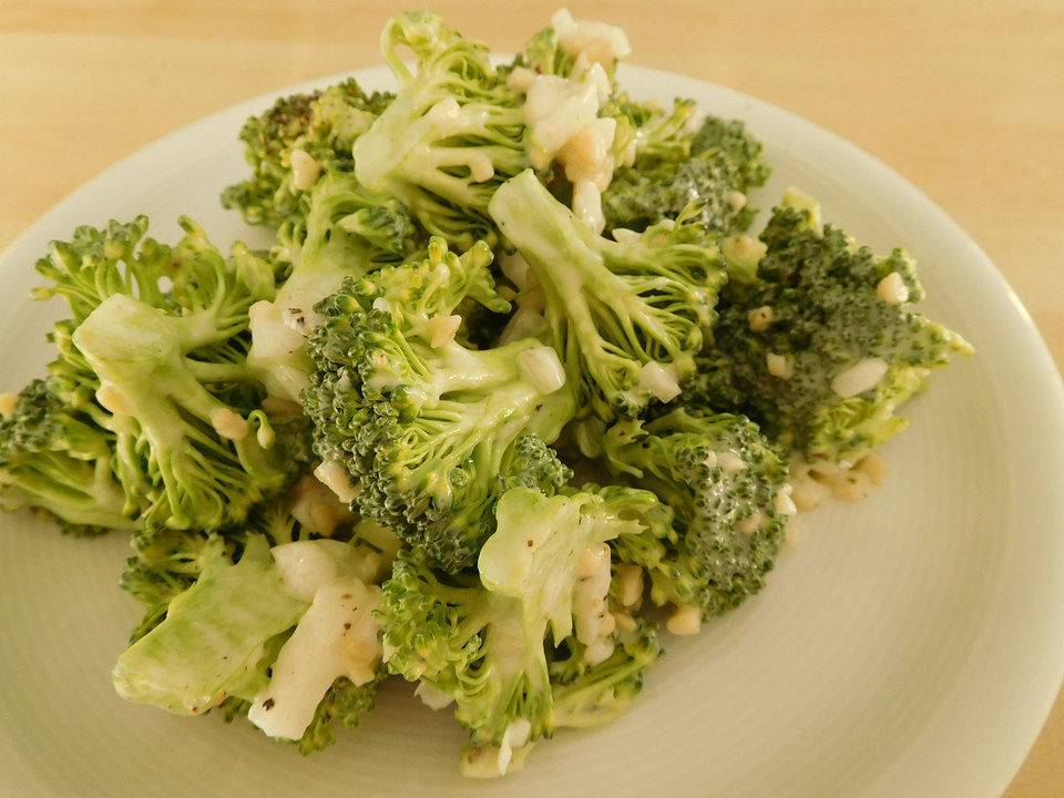 Brokkoli-Salat von Ciinderellax3
