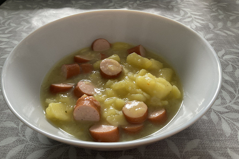 Kalorienarme Kartoffelsuppe mit Wiener Würstchen  LF30