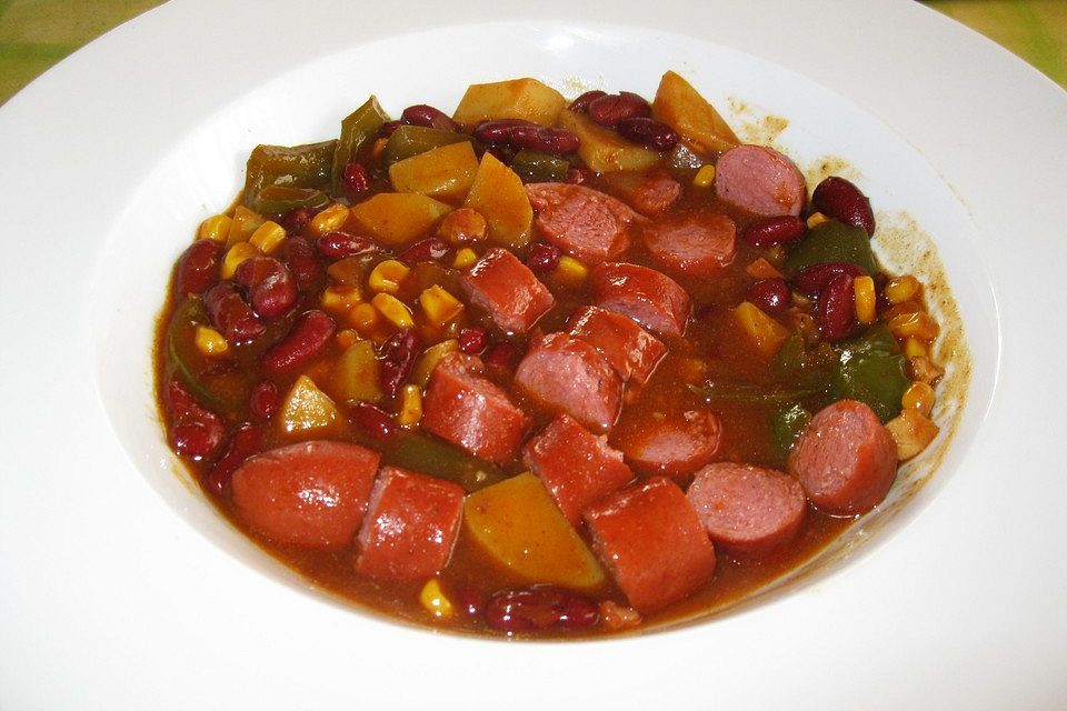 Rote würzige Bohnensuppe