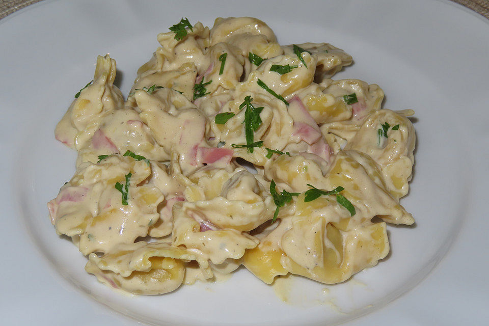 Tortellini mit Crème fraîche