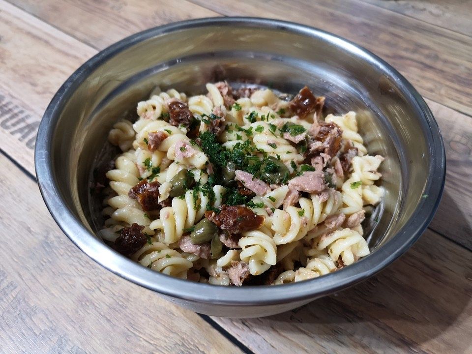 Mein Lieblings-Nudelsalat mit Thunfisch und Kapern von bettsyblue| Chefkoch