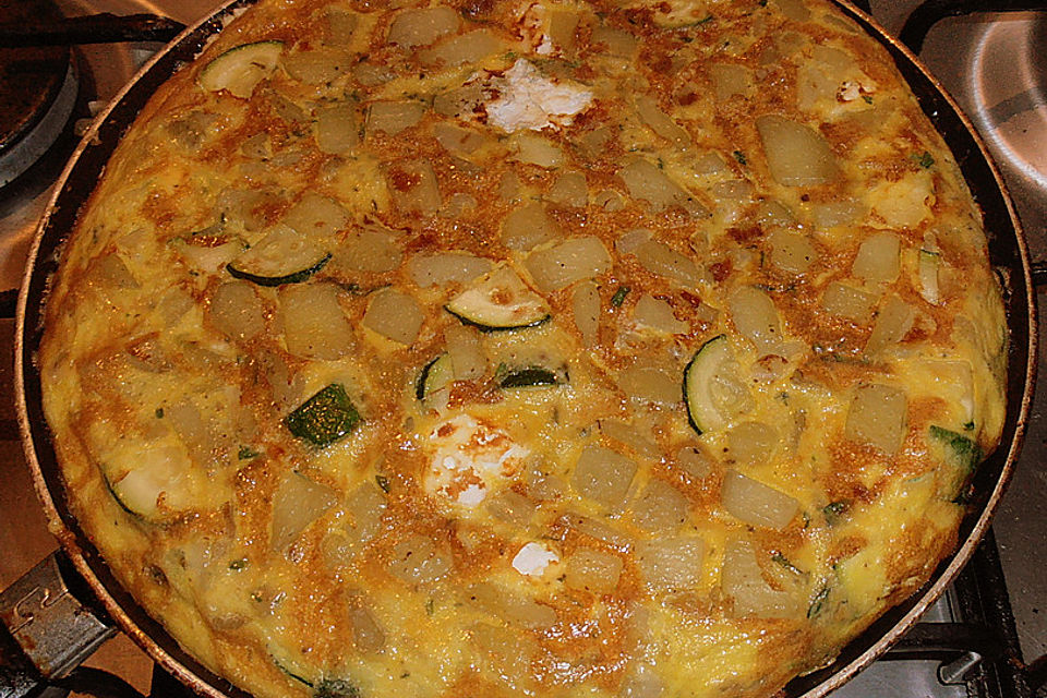 Kartoffel-Zucchini-Tortilla mit Brunnenkresse