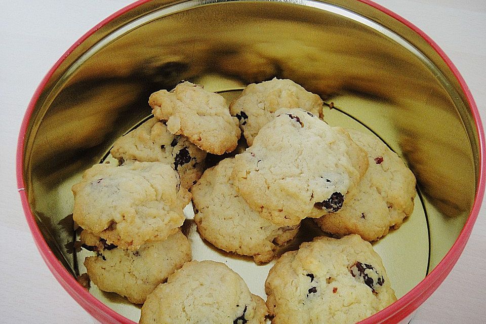 Macadamia - Cranberry Cookies