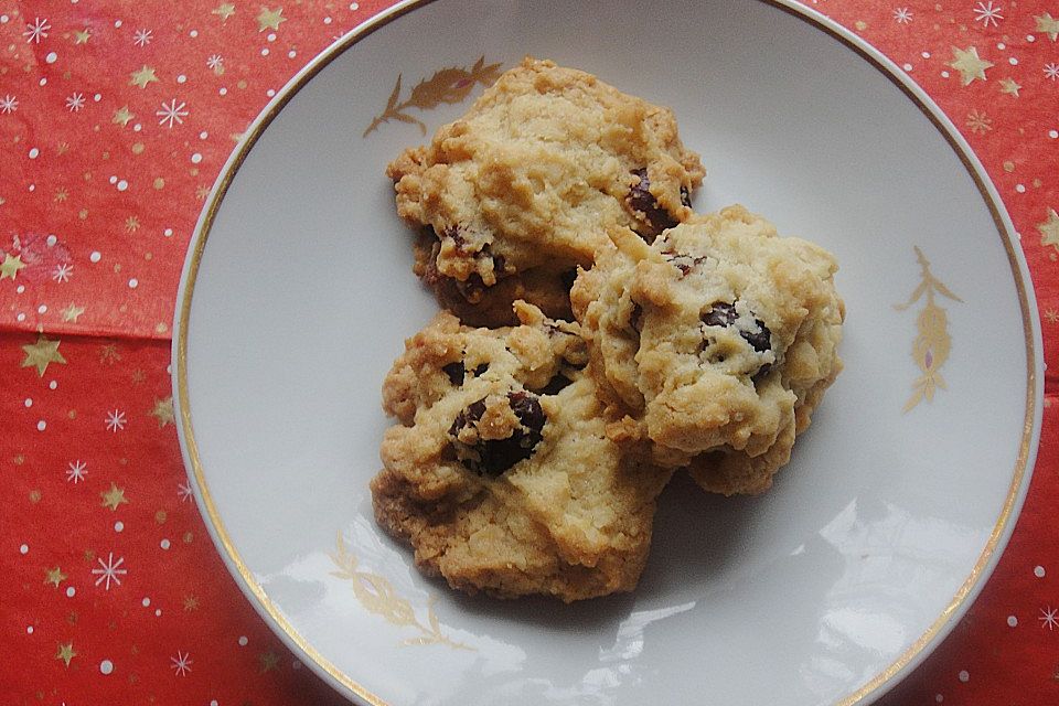 Macadamia - Cranberry Cookies