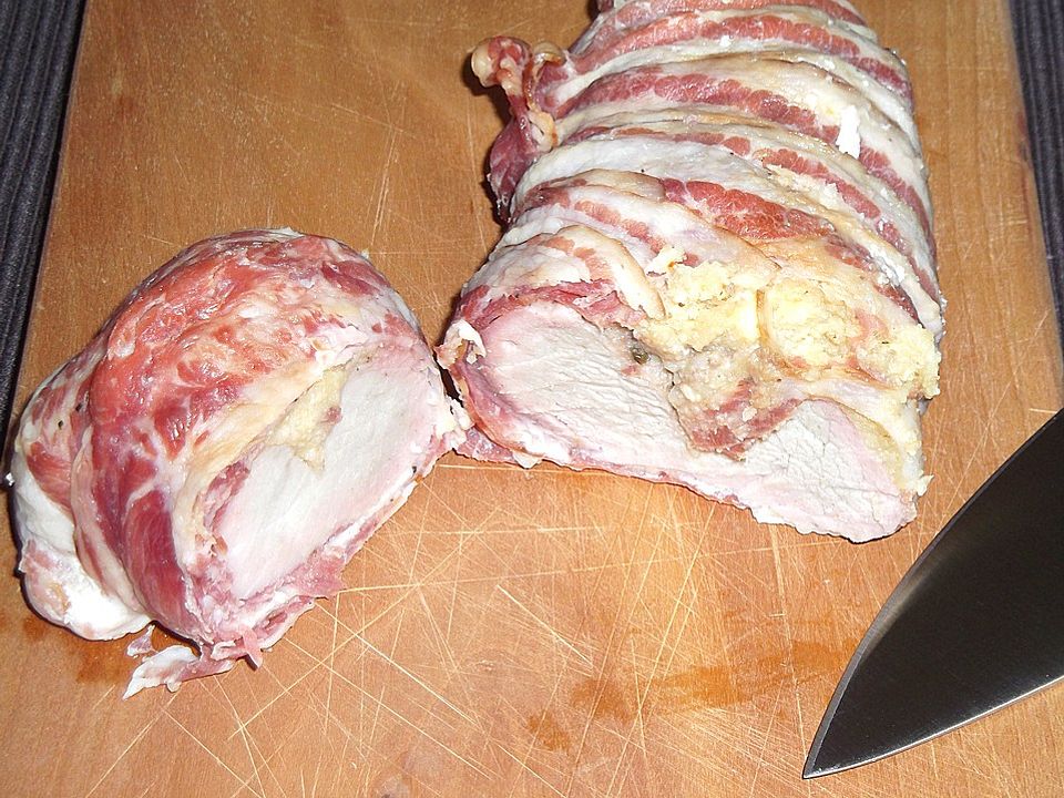 Filets mit Käsecreme-Füllung im Schinkenmantel an Birnensauce von Ines ... Filets mit Käsecreme-Füllung im Schinkenmantel an Birnensauce von Ines ...