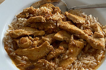 Hühnchen-Kokos-Curry mit Reis