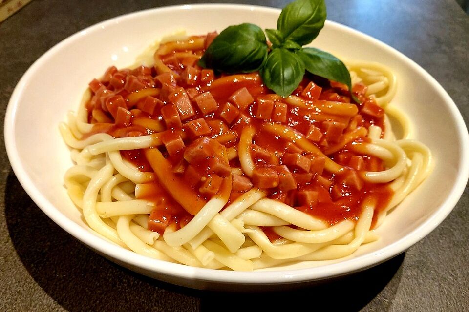 Pasta mit Tomatensoße à la Dagmar