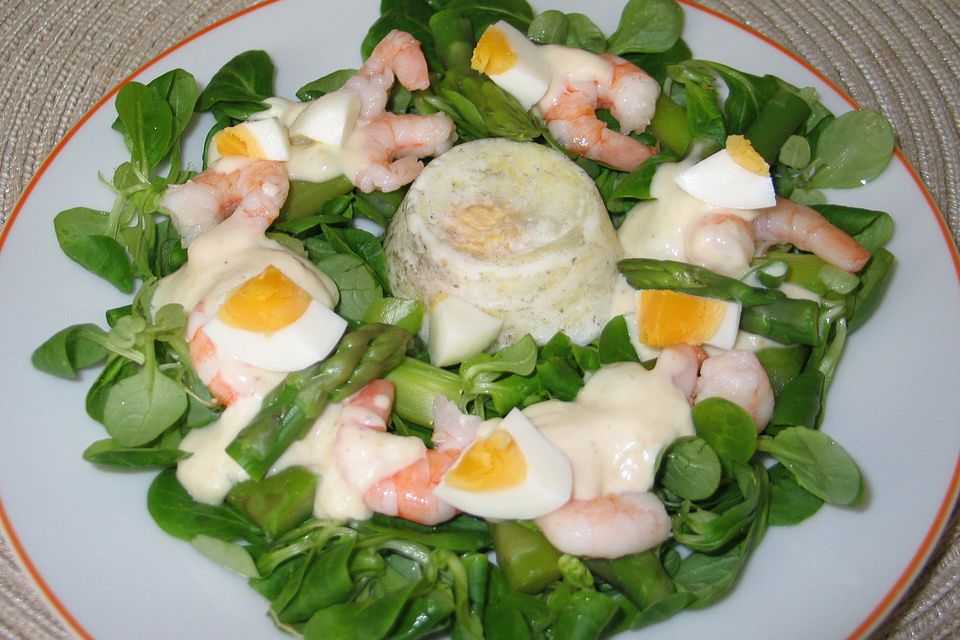 Eiersalat mit Nordseekrabben