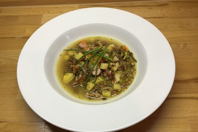 Porree-Linsensuppe mit Mettwurst von buecherkruemel| Chefkoch