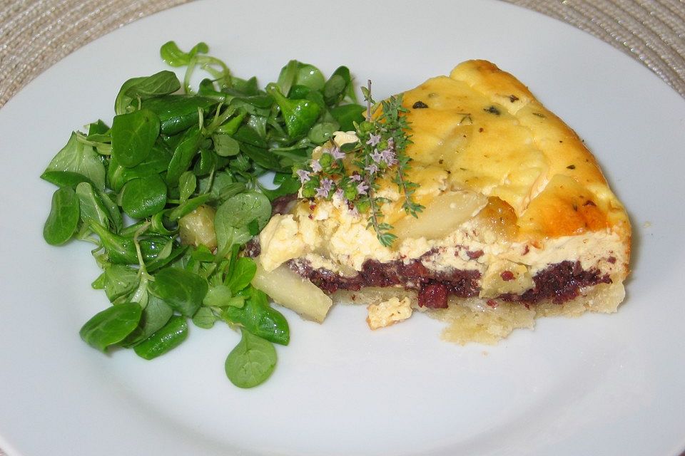 Quiche mit Boudin noir und Äpfeln