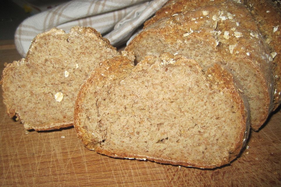 Rustikales Buttermilchbrot