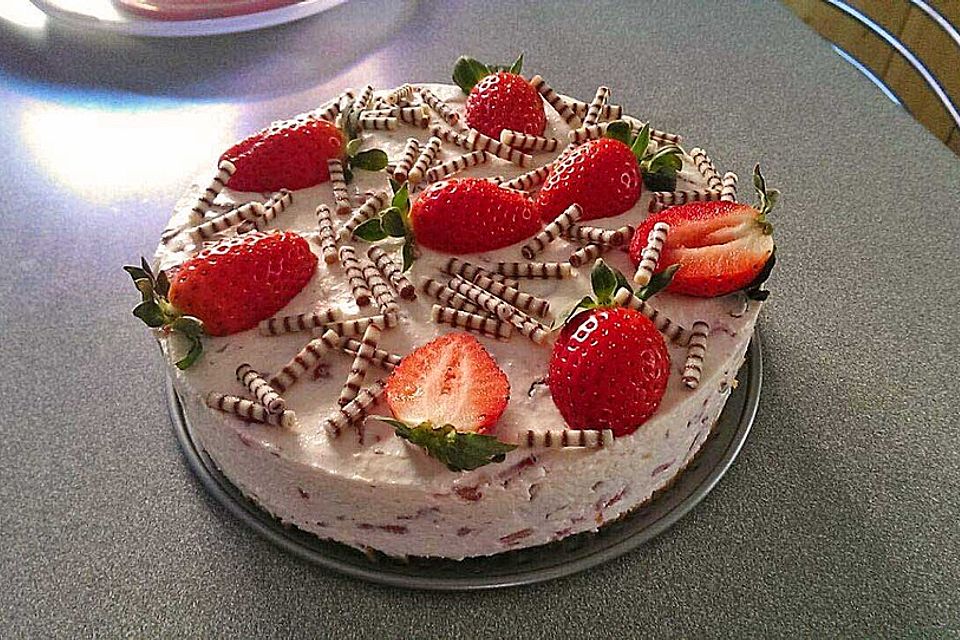 Erdbeer - Yogurette - Torte