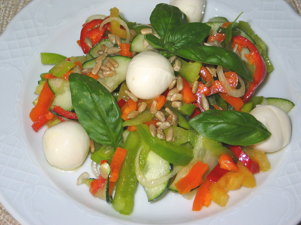 Paprika-Mozzarella-Salat von McMoe| Chefkoch