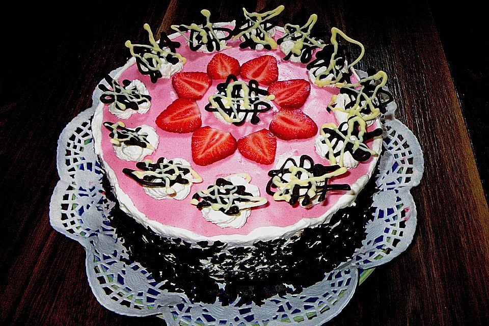 Erdbeertorte a la Dedys Erdbeertorte a la Dedys