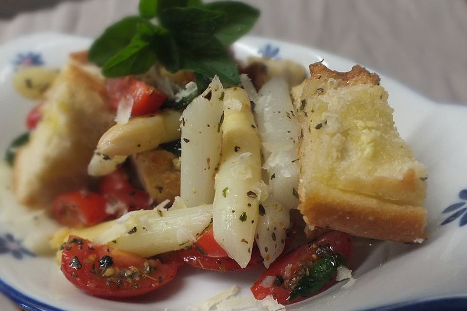 Bauernsalat mit Spargel