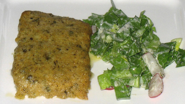 Überbackenes Fischfilet mit Parmesankäse und Kapern von Tatunca