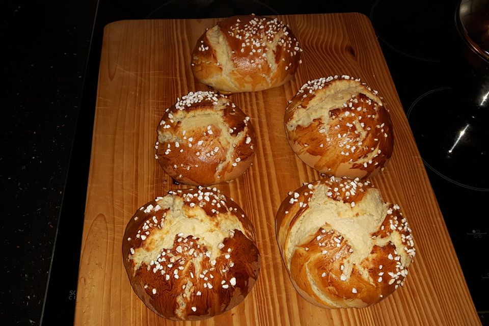 Süße Milchbrötchen Süße Milchbrötchen