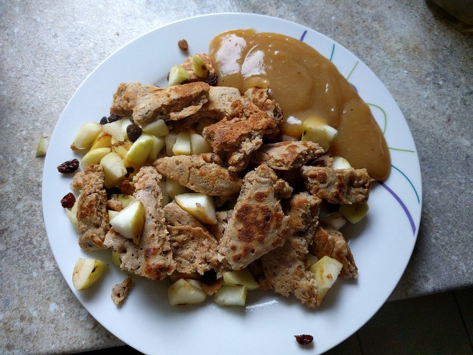 Kaiserschmarrn mit Haferflocken und Leinsamen von healthycanbesotasty ...