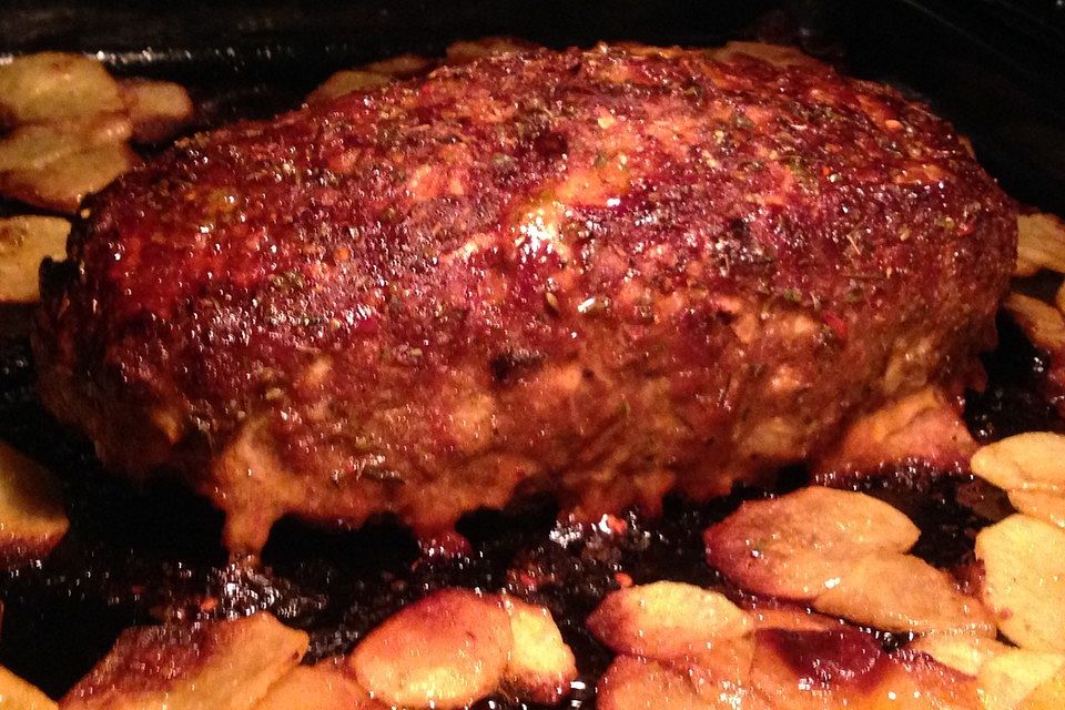 Hackbraten Bifteki-Style mit Gyrosstücken