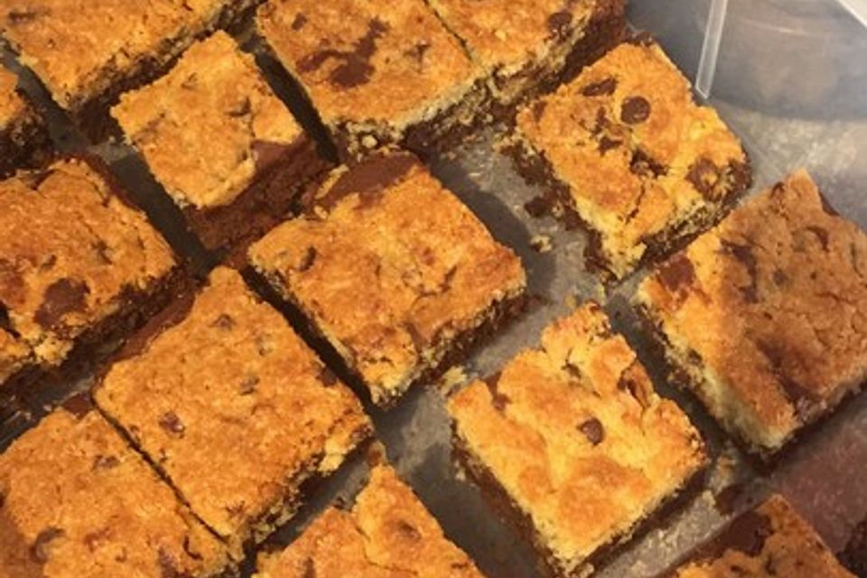 Brookies - Brownies mit knuspriger Cookie-Kruste