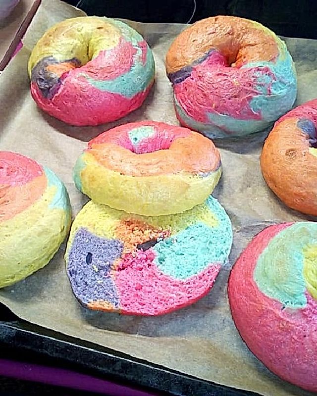 Rainbow Bagel, Food-Trend aus New York