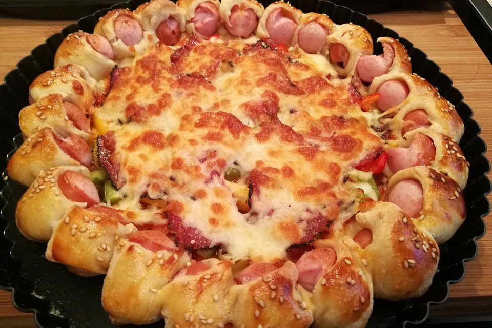 Hot Dog Pizza