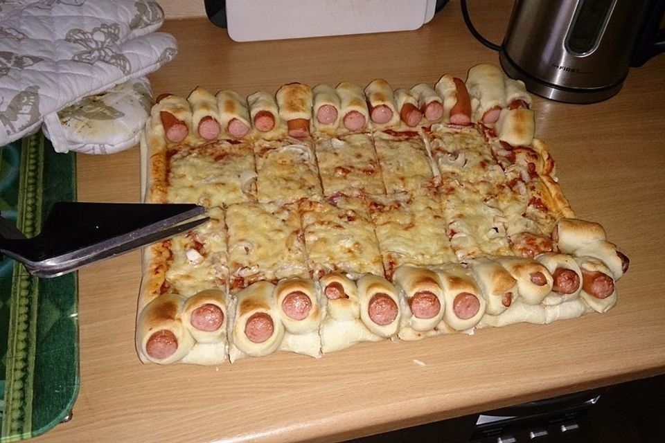 Hot Dog Pizza