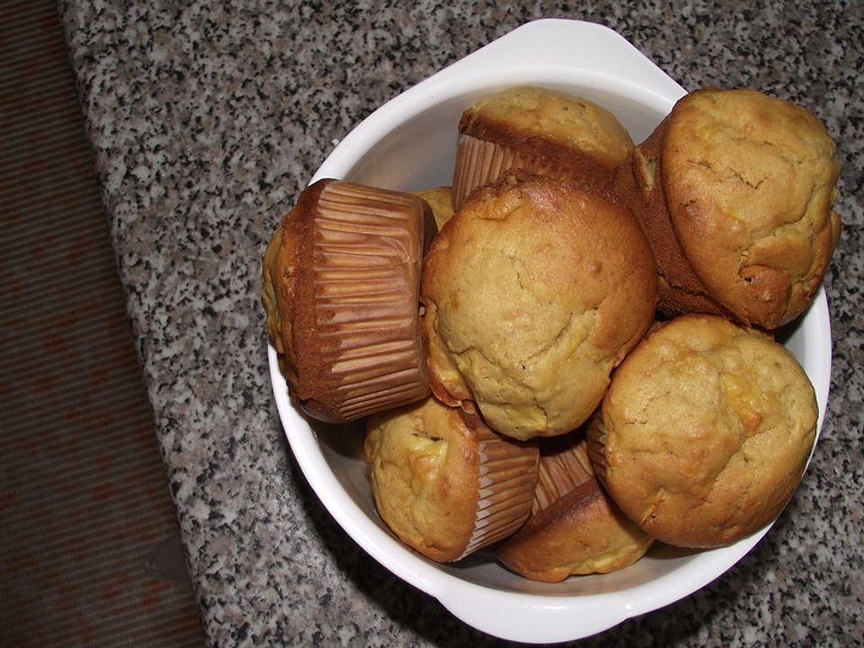 Apfel-Kiwi-Nuss Muffins| Chefkoch