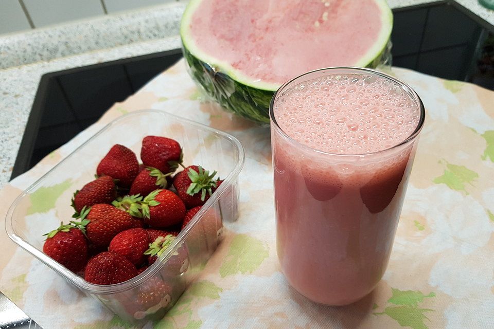 Frischer Sommer-Smoothie