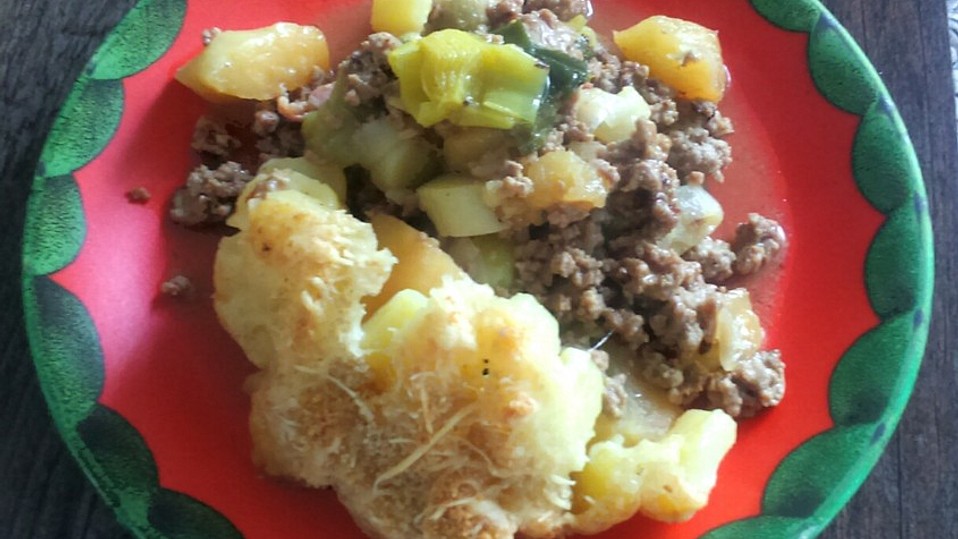 Kartoffel-Lauch-Hackfleisch-Auflauf von hummelmm Kartoffel-Lauch-Hackfleisch-Auflauf von hummelmm