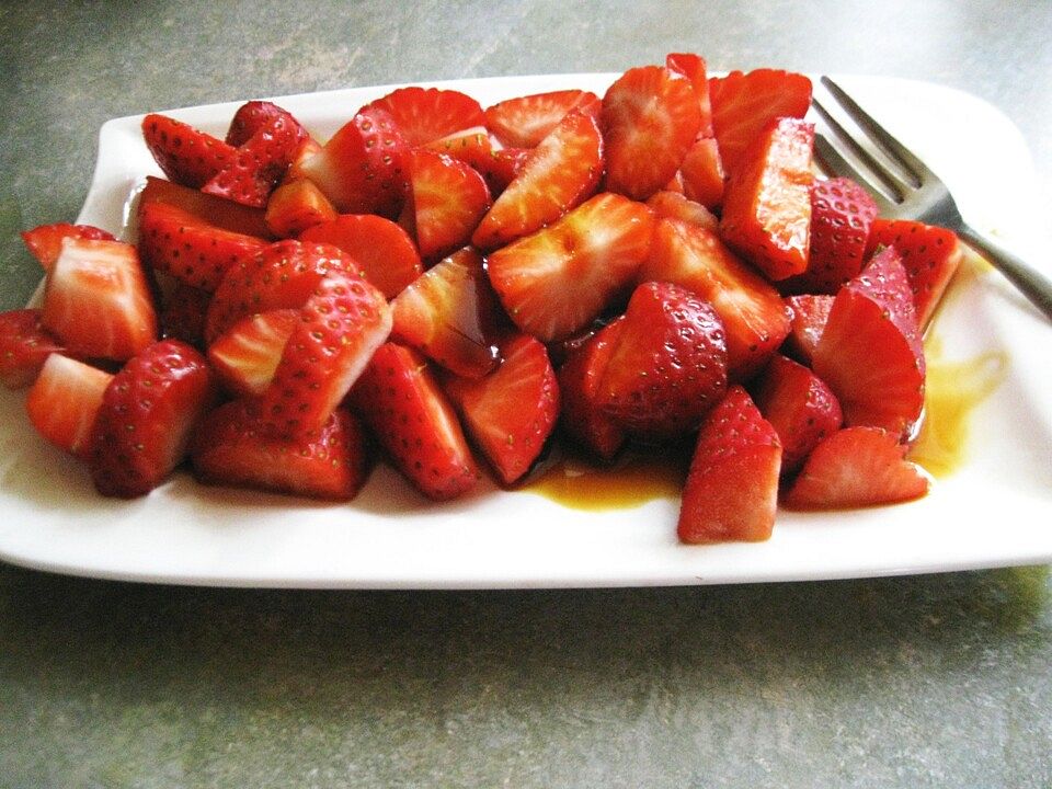 Erdbeeren im Balsamico - Dressing von subo| Chefkoch