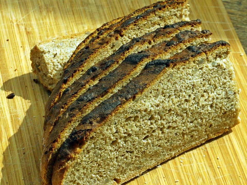 Dinkelbrot mit Sonnenblumenkernen von petloc| Chefkoch