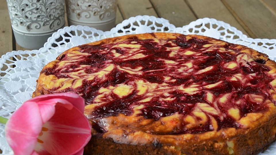 Marmorierter Himbeer-Käsekuchen von Sunny-Lea| Chefkoch