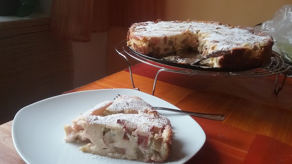 Leichter Rhabarber-Käsekuchen ohne Boden von Anikaro