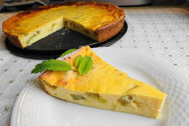 Leichter Rhabarber-Käsekuchen ohne Boden von Anikaro| Chefkoch