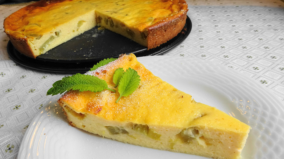 Leichter Rhabarber-Käsekuchen ohne Boden von Anikaro