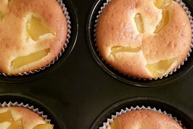 sunshines Vanille-Pfirsich-Joghurt-Muffins von sunshine111264| Chefkoch