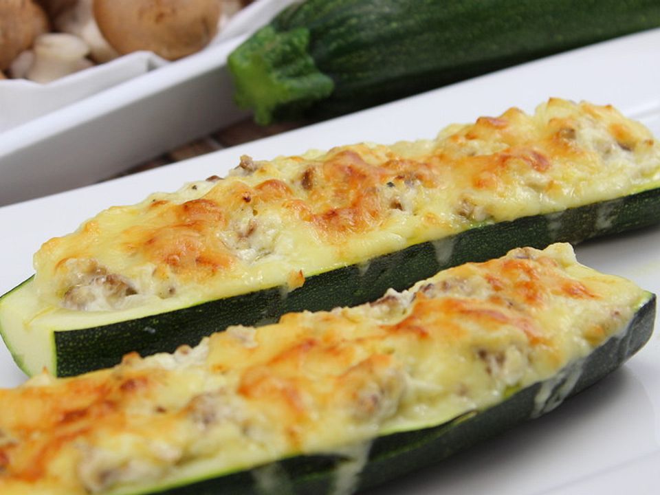 Gefüllte Zucchini aus dem Ofen von koch-kinoDE | Chefkoch