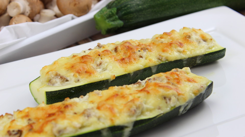 Gefullte Zucchini Low Carb Rezepte Chefkoch 