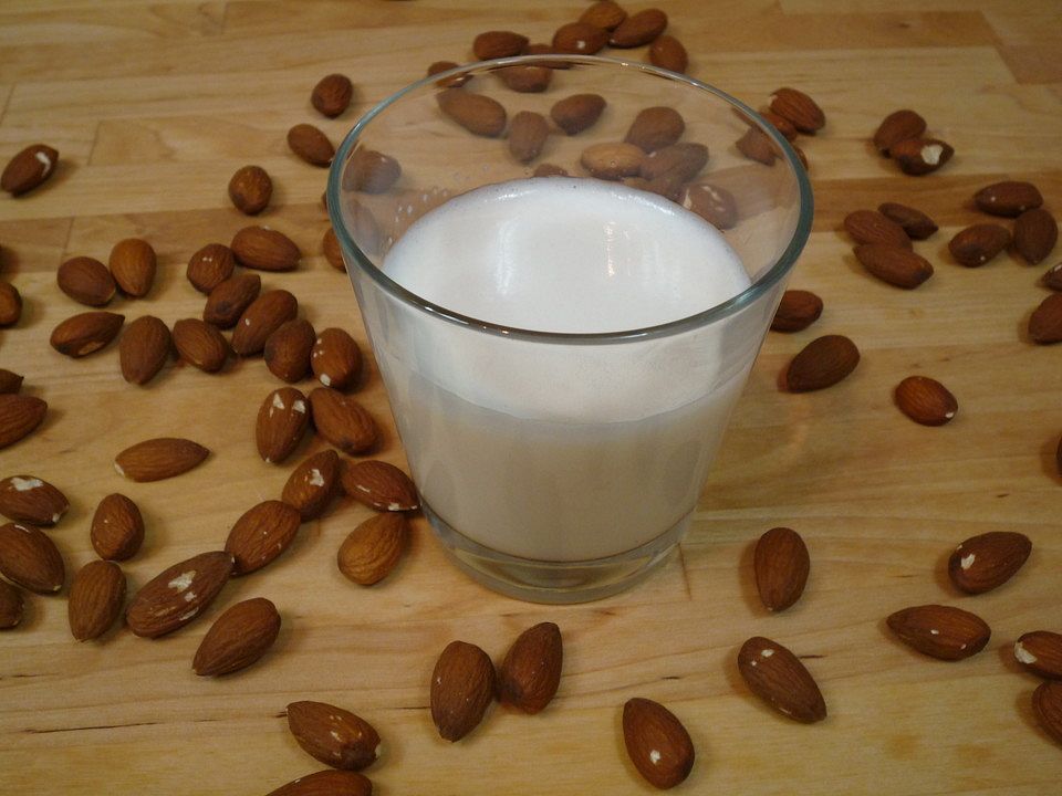 Mandelmilch selber machen (vegan) von koch-kinoDE| Chefkoch