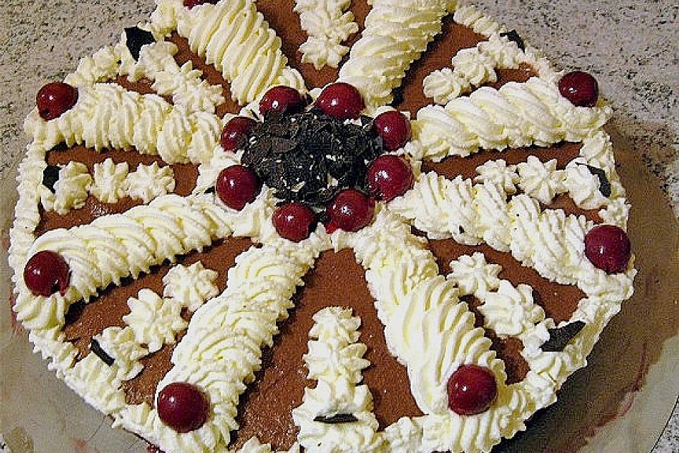 Kirsch - Schokoladen - Torte