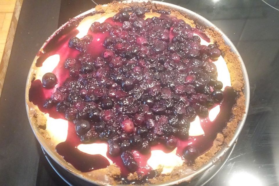 New York Cheesecake mit Blueberrytopping