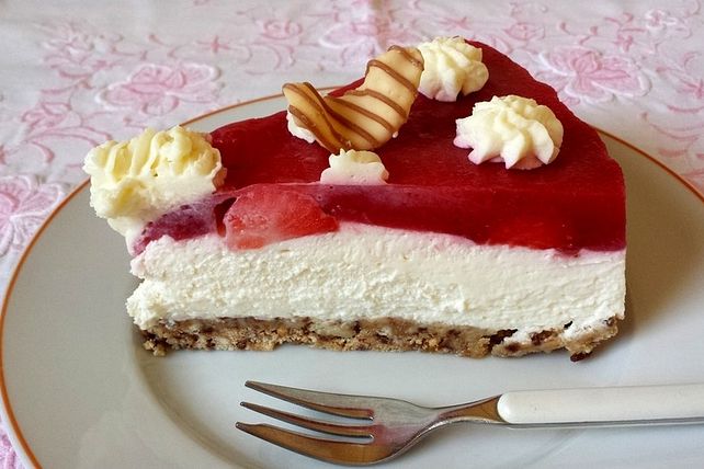 Erdbeer-Frischkäse-Torte von chey2000| Chefkoch