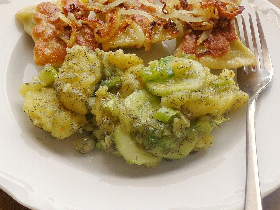 Kartoffelsalat mit Gurke und Dilldressing| Chefkoch