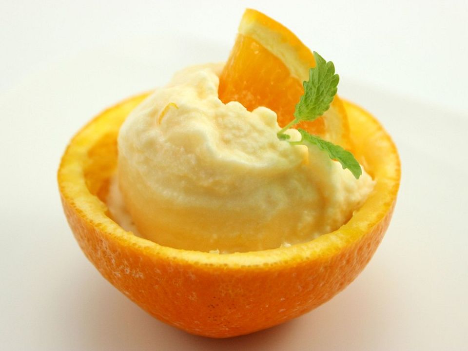 Orangen-Eis fruchtig-cremig ohne Ei von koch-kinoDE | Chefkoch