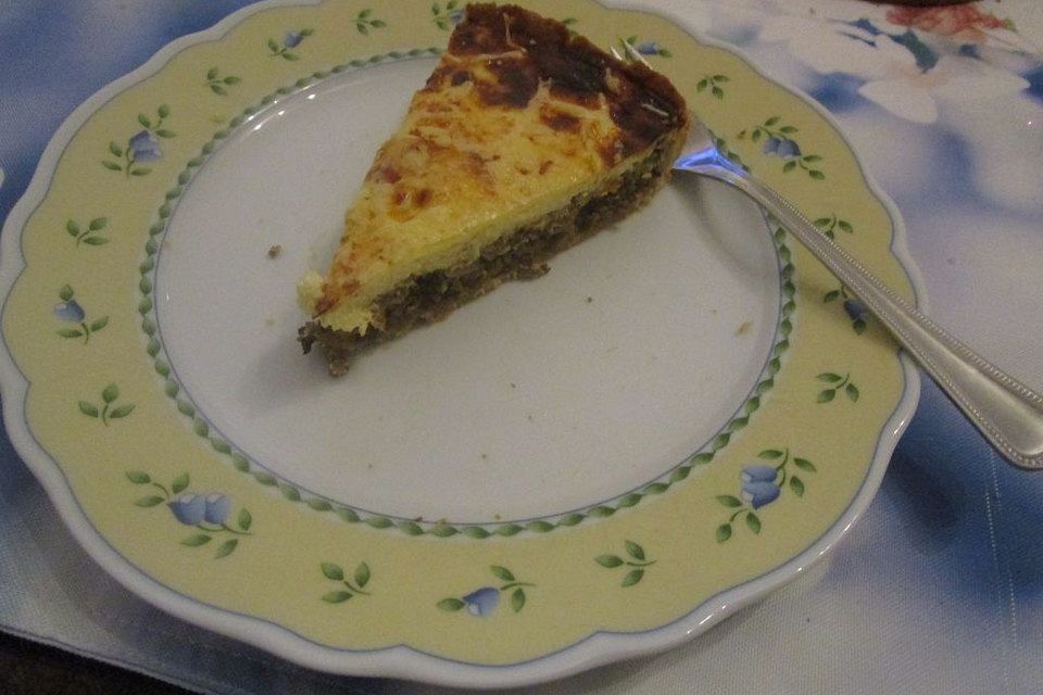 Hackfleisch - Schmand - Torte