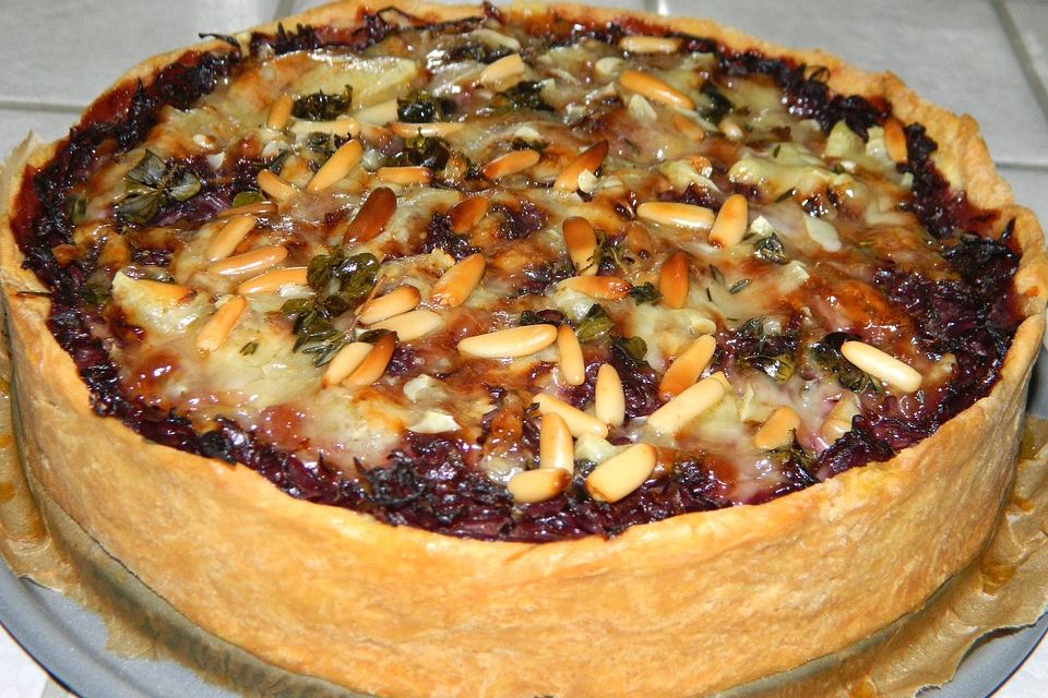 Saftig süße Rotkohl-Tarte für zwei